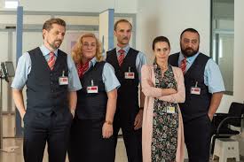 The annual bambi awards honours celebrities from the world of entertainment, literature, sports and politics. Check Check Bild Doris Golpashin Jan Georg Schutte Kailas Mahadevan Klaas Heufer Umlauf Sara Fazilat 2 Von 12 Filmstarts De