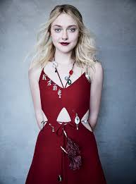 Fanning's breakthrough performance was lucy in i am sam in 2001. Dakota Fanning On Why It S Good To Be A Weird Person Glamour