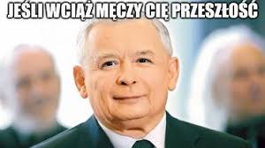 Mem o tematyce jarosław kaczyński, kaczyński, ląd, obrazek związany ze słowami kaczyński jarosław kaczyński mem agnieszka pomaska. Jaroslaw Kaczynski Buzz Gazeta Pl