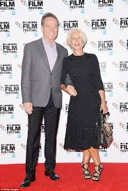 Helen Mirren Keeps It Chic In Elegant Black Dress At Trumbo Photocall Helen Mirren Dame Helen Dresses