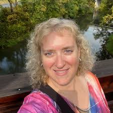 Jeanne Schulze's Instagram, Twitter & Facebook