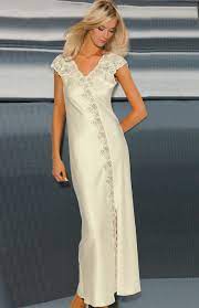 C'est également un élément très percutant pourtant. Nuisette Longue Satin Salome Ivoire Nuisette Longue Nuisette Nuisette Longue Satin