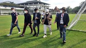 Atta bersama sahabatnya, putra siregar mengubah nama klub tersebut menjadi ahha ps pati. Profil Tim Ahha Ps Pati Fc Di Liga 2 2021 Klub Yang Diakuisisi Youtuber Atta Halilintar Tribun Lampung