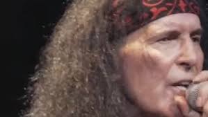 THE CIRCLE Feat. SAMMY HAGAR, MICHAEL ANTHONY, JASON BONHAM: Live Version  Of VAN HALEN's 'When It's Love'