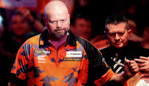 The municipality had a population of 57,971 in 2019, out of which 33,800 (2018) lived in the town itself. Darts Comebacker Raymond Van Barneveld Sichert Sich Pdc Tourkarte
