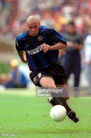 Ronaldo luis nazario de lima was a true great, arguably the greatest striker to grace the football here are the top 25 quotes on the legendary brazilian striker ronaldo by renowned players and. Eigentlich Ronaldo Luis Nazario De Lima Sportler Fussball Ronaldo Luis Nazario De Lima Ronaldo Ronaldo Fenomeno
