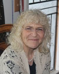 Helen Mahon's Instagram, Twitter & Facebook