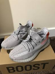 The Yeezy Tail Light Sneakers Sneakersfashion Sneakersoutfit Sneakershead Sneakers Fashion Outfits Sneakers Outfit Casual Athletic Shoes Outfit