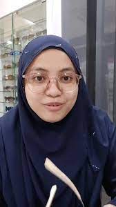 Ya, untuk seukuran jakarta, segala sesuatunya dihitung dengan waktu bukan jarak. Mai Optometris Zaharah Pakar Cermin Mata Dan Kanta Sentuh