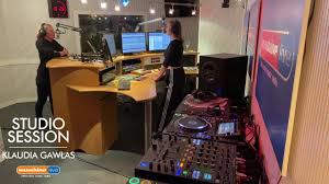 Sunshine live is one of the most popular online radio stations in netherlands. Sunshine Live Klaudia Gawlas Sunshine Live Studio Session Facebook