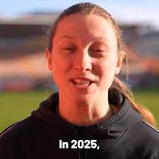 Abbie Britton's Instagram, Twitter & Facebook