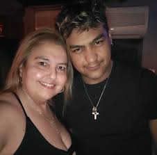 When travelling in business class with AC do you get slippers as I'm  wondering weather to put flip flops in my carry