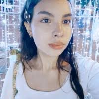 Vicky Holguin's Instagram, Twitter & Facebook