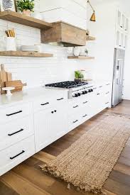 Free shipping on orders over $35. 37 Gorgeous And Inviting Modern Country Kitchens Digsdigs