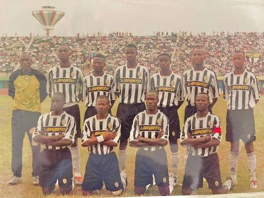 1998 Rayon Sports Vs Maniema & 2004 Cecafa final Apr fc Vs urinzi ….  Comment the scores based on the team you support if you remember Muzagire  icyumweru cyiza 🙏🏿