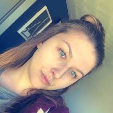 Carissa Mclean's Instagram, Twitter & Facebook