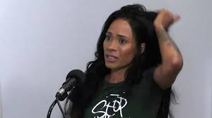 Ex-porn star emotionally discusses being treated like a commodity