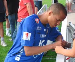 Martin tony waikwa olsson (born 17 may 1988) is a swedish professional footballer who plays as a left back for bk häcken and the sweden national team. Marcus Olsson Wikipedia