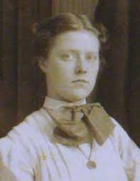 Helena Maynard's Instagram, Twitter & Facebook