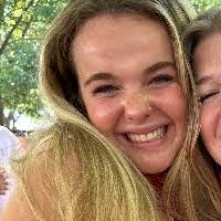 Evie Smith's Instagram, Twitter & Facebook