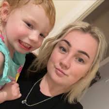 Amanda has a special message for her village people, after receiving the  càsh gíft I gave to her. 🤣