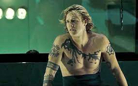 Die gelisteten bewertungen reflektieren nur meinungen und müssen nicht der wahrheit entsprechen. Point Break Luke Bracey Tells Us About Johnny Utah Den Of Geek Johnny Utah Luke Bracey Point Break