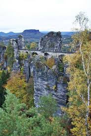 115 m) sowie zu vielen steinen und tafelbergen, wie z. Die Sachsische Schweiz Durch Die Herbstlich T E Fotolinse Flugentenblog