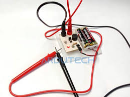 Letakkan kabel merah (+) avo di konektor baterai positif (+) pada papan pcb dan kabel hitam. Cara Membuat Tester Elektronik Sederhana