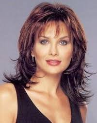 Medium length layered hairstyles for over 50 work well with both fine and thick hair and so are a safe choice that looks perfectly polished at any age. Wigs For Women With Thinning Hair 09 Hair Styles Long Hair Styles Medium Length Hair Styles