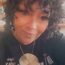 I just borrowed 300 from cash app now I'm abt to uninstall it