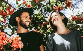 Trying to talk to men on dating apps is so horrifically painful. Dating Apps 9 Ways To Spark Chemistry With Her The Gentlemanual
