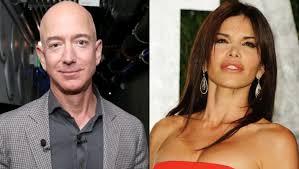 She's been labeled the new first lady of amazon, but who is jeff bezos' new girlfriend lauren sanchez and bezos reportedly became close after he hired her to shoot aerials for one of his projects. Amazon Ceo Jeff Bezos Goes On A Date With Girlfriend Lauren Sanchez In Nyc Restaurant See Pictures Latestly