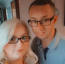 I'm looking for a sweet stall