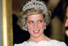 Diana, princess of wales, was a member of the british royal family. Los 10 Secretos De La Vida De La Princesa Diana