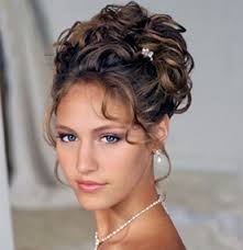 Medium Hairstyles For Round Face Wedding Hairstyles Medium Length Hair Medium Length Hair Styles Medium Hair Styles Hairstyles For Round Faces