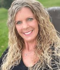 Susan Dauria's Instagram, Twitter & Facebook