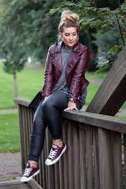 Alle Grossen Outfit Look Style Herbst Autumn Fall Lederjacke Lederhose Hm Chucks Converse Outfits With Leggings Fall Fashion Outfits Plus Size Leather Jacket