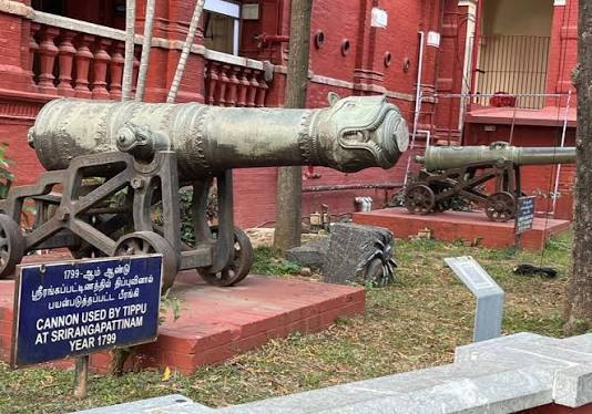 Che-9: Tipu Sultan and the mouth of the Tiger - ANDREW WHITEHEAD