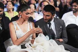 Shocking Deepika Padukone And Ranveer Singh Are Engaged