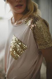 Black And Gold Tops Ladies This Would Be Perfect For The Holidays With Heels And A Black Blazer If It S Cool Fashion Dress To Impress Sequins