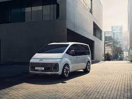 Hyundai, yeni minivanı staria'nın dizel motor ile birlikte avrupa'ya gireceğini açıkladı. Van Mit Moderner Optik Der Neue Hyundai Staria Leasingtime De Blog