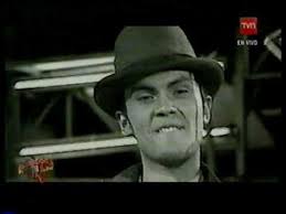 Los actores Glenn López y Daniel Donoso nos invitan a su musical "Y un día  Nico se fue" #AldeaGlobal