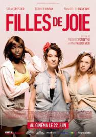 Elles dansent, elles se battent, elles parlent fort, elles rient de tout. Filles De Joie Film 2020 Allocine