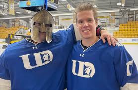 Men's Hockey Completes Comeback to Upset No. 7 Adrian College in Overtime