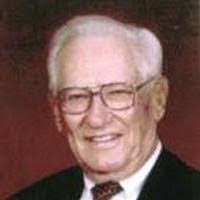 Elliott Roberson's Instagram, Twitter & Facebook