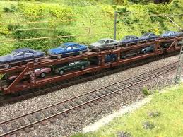 Zoals steeds is het een prachtig model voorzien van talrijke details. Autotransportwagen Epoche 5 6 Stummis Modellbahnforum