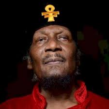 Jimmy Cliff está de volta com o seu inédito single "Human Touch"