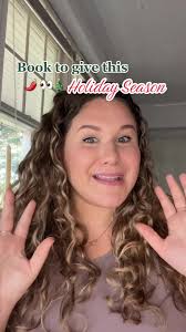 Merry smutmas 🫡 please god i beg of you to watch the full video before you  take any of my advice ever 😂 #christmasgiftideas #booksforchristmas  #christmasbooks #spicybooktokrecss #spicyreads🌶🔥