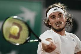 Ο στέφανος τσιτσιπάς πανηγυρίζει στο roland garros 2021 ap photo/michel euler. Jlgkb70kqjo45m
