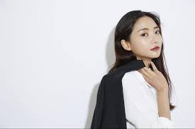 涙袋ない美人の特徴とメリットとは？真似したい女性芸能人や魅力的メイク術